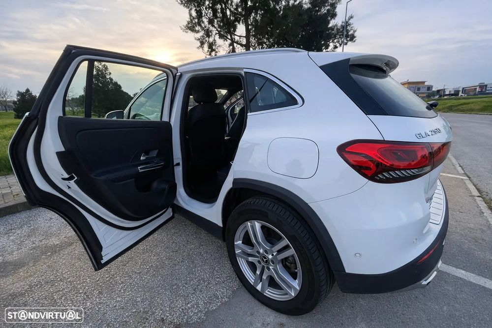 Mercedes-Benz GLA 250 e 8G-DCT Progressive - 7