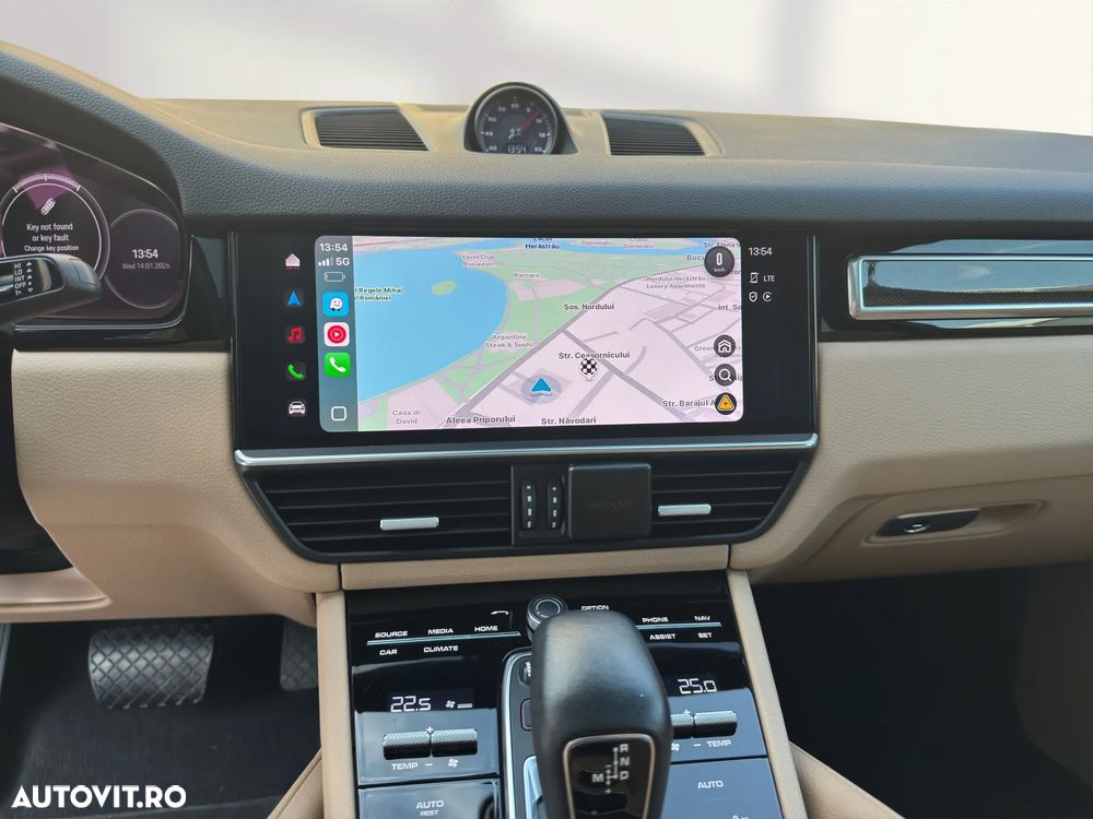 Porsche Cayenne Standard - 15