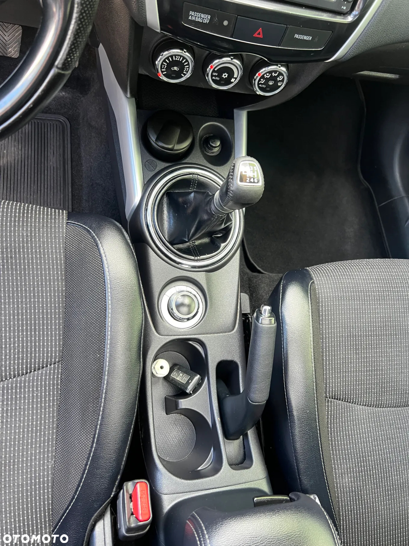 Peugeot 4008 HDI FAP 115 Stop & Start Allure - 20