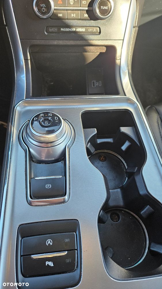 Ford Edge - 19