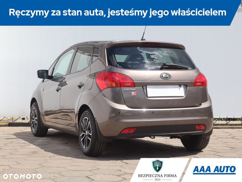 Kia Venga - 6