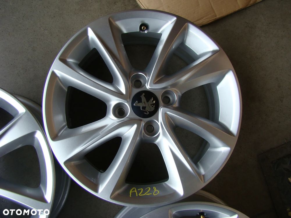 a228 4x108 Peugeot 208 II 6,5jx16 et38 niemontowane - 3