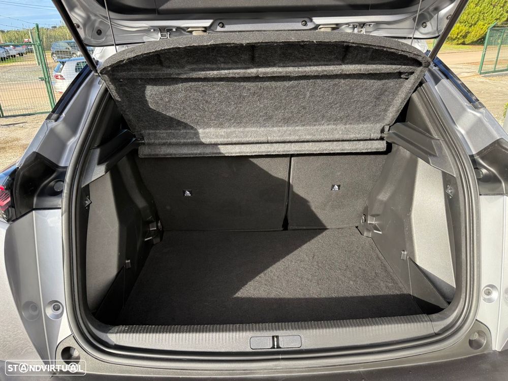 Peugeot 2008 1.2 PureTech Style - 10