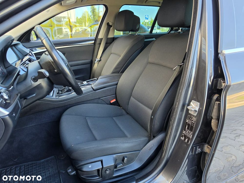 BMW Seria 5 520d BluePerformance - 8