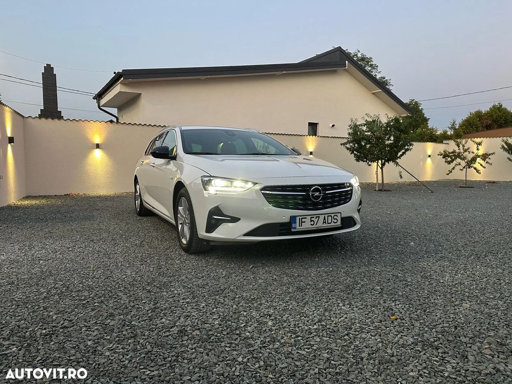 Opel Insignia - 1
