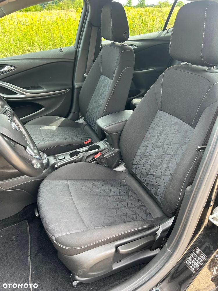 Opel Astra 1.4 T 120 Lat S&S - 11