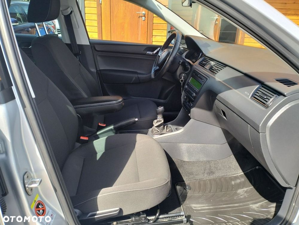 Skoda RAPID - 17