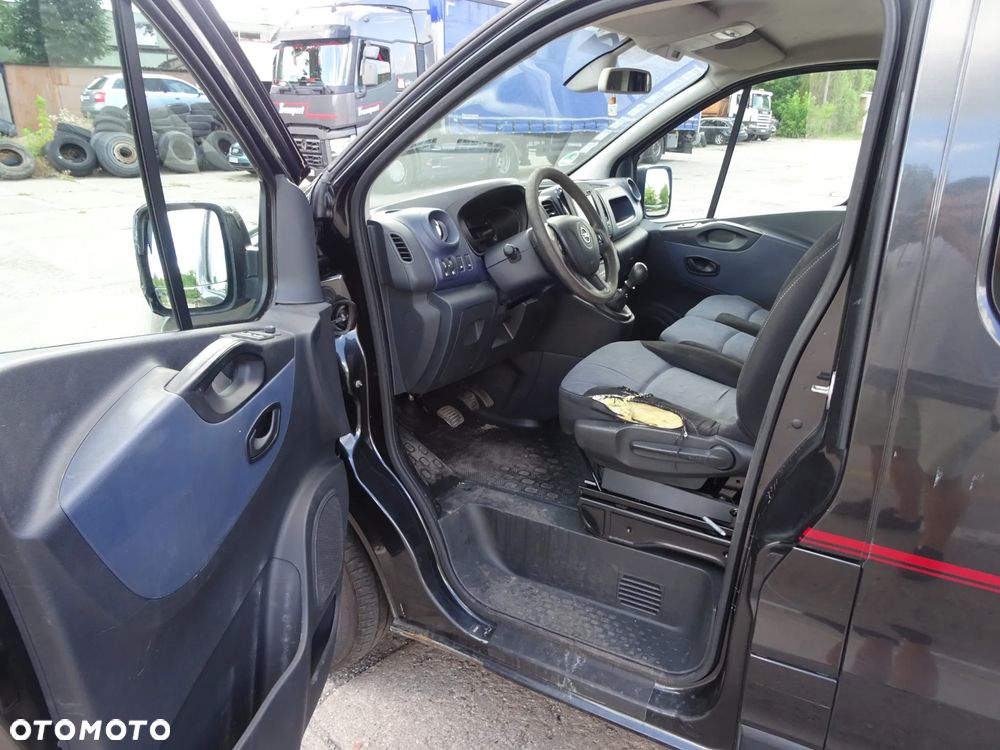 Opel Vivaro - 15