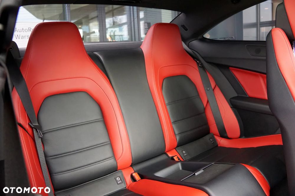 Mercedes-Benz Klasa C 63 AMG - 30