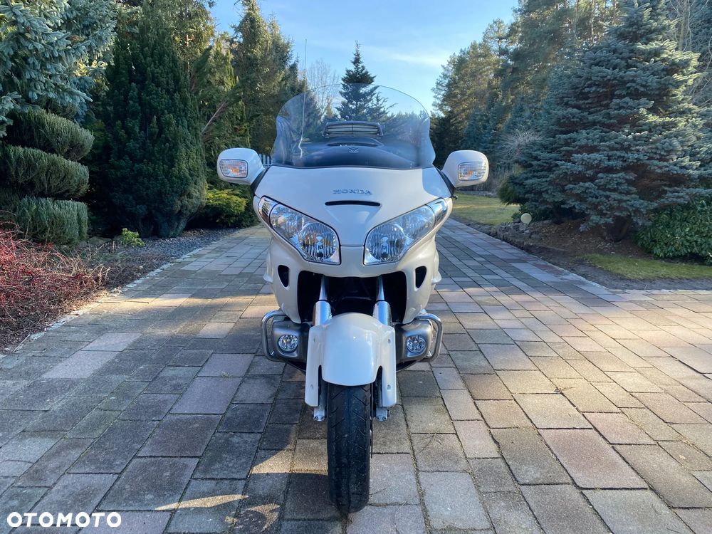 Honda GL - 6