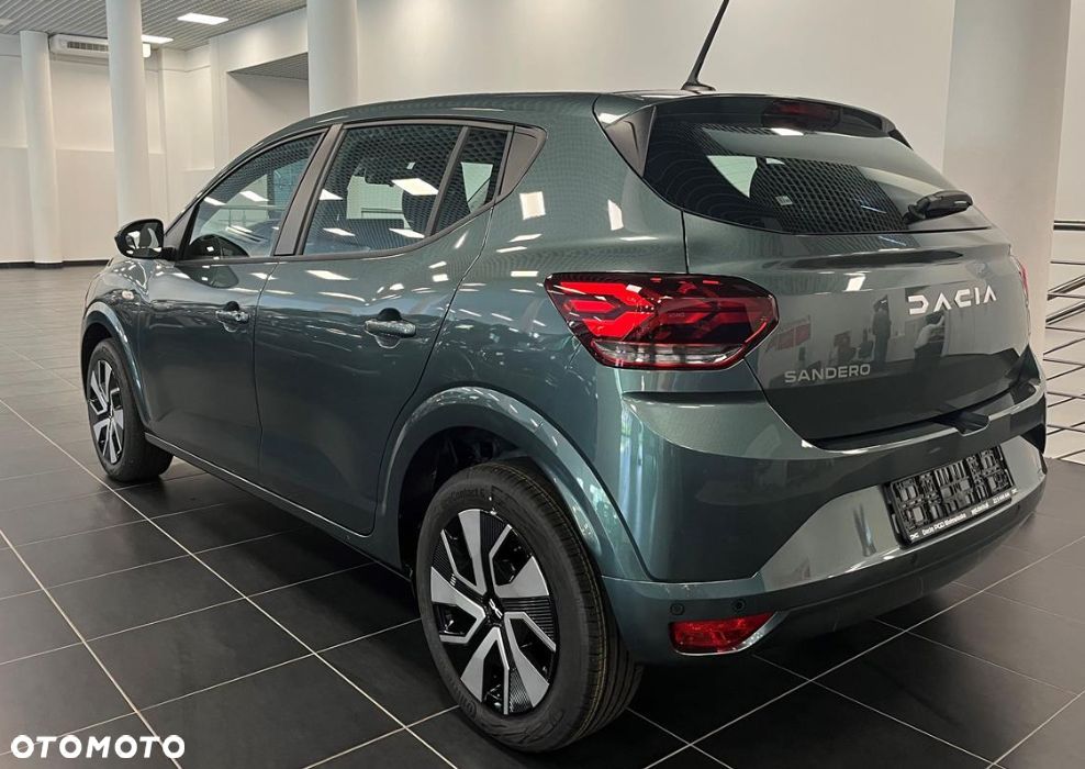 Dacia Sandero - 5