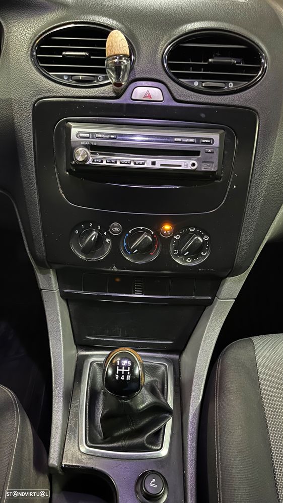 Ford Focus 1.6 TDCi Sport - 14