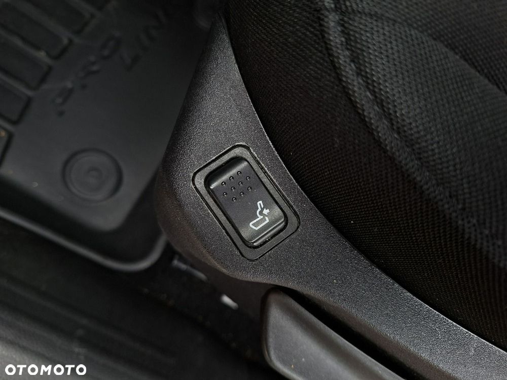 Jeep Renegade - 16