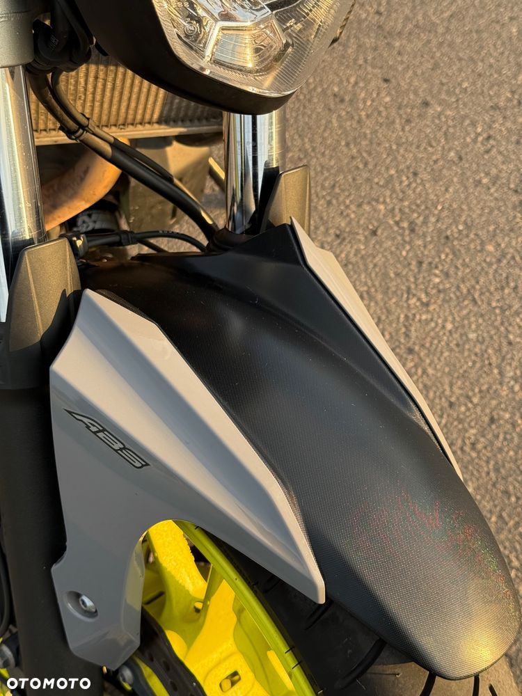 Yamaha MT - 10
