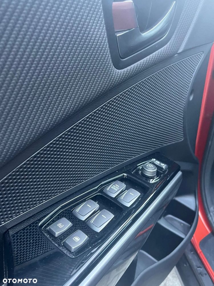SsangYong/KGM Tivoli - 10
