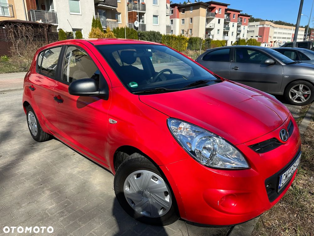Hyundai i20 1.2 FIFA WM Edition - 12