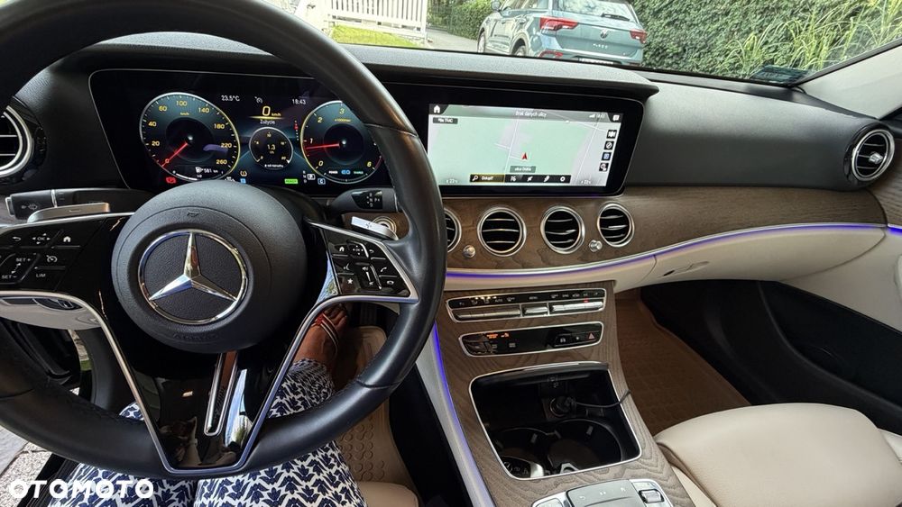 Mercedes-Benz Klasa E 220 d Exclusive - 12