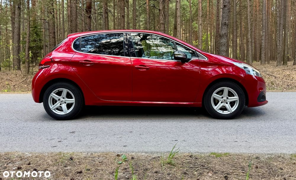 Peugeot 208 1.2 PureTech GPF Allure S&S - 7