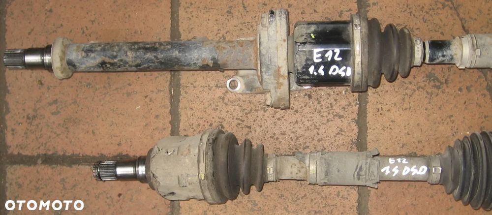 półoś prawa lewa COROLLA E12 1.4 D4D TOYOTA - 2