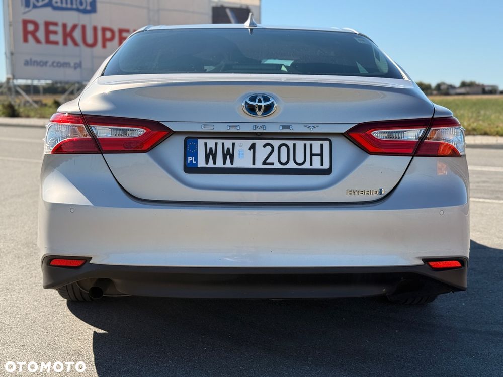 Toyota Camry 2.5 Hybrid Dynamic Force Executive e-CVT - 4