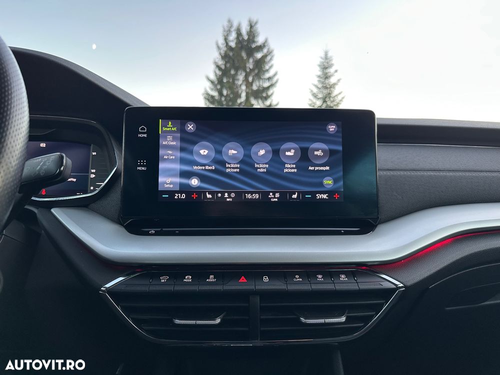 Skoda Octavia Combi Diesel 2.0 TDI DSG Ambition - 18