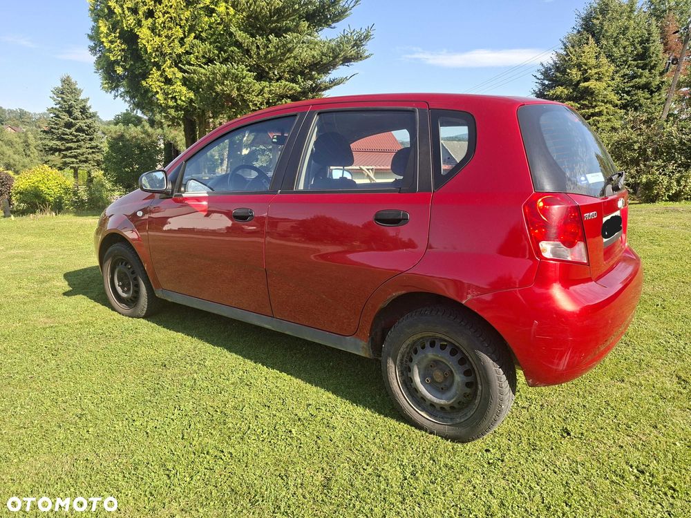 Chevrolet Aveo - 3