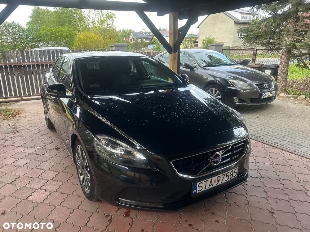 Volvo V40 D2 Momentum - 1