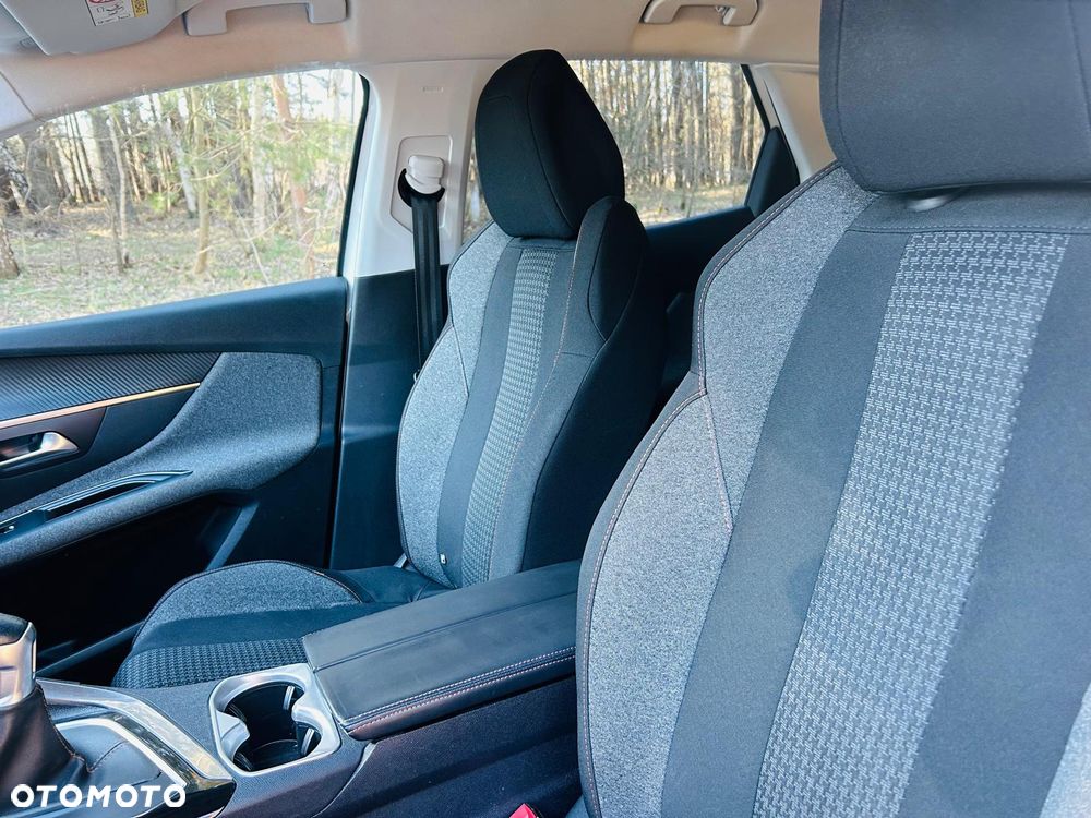 Peugeot 3008 1.6 BlueHDi Allure S&S - 12