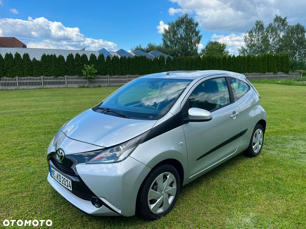 Toyota Aygo x-clusiv - 24
