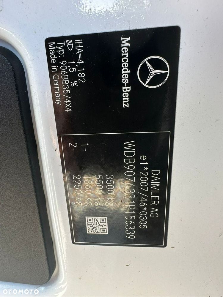 Mercedes-Benz Sprinter - 21