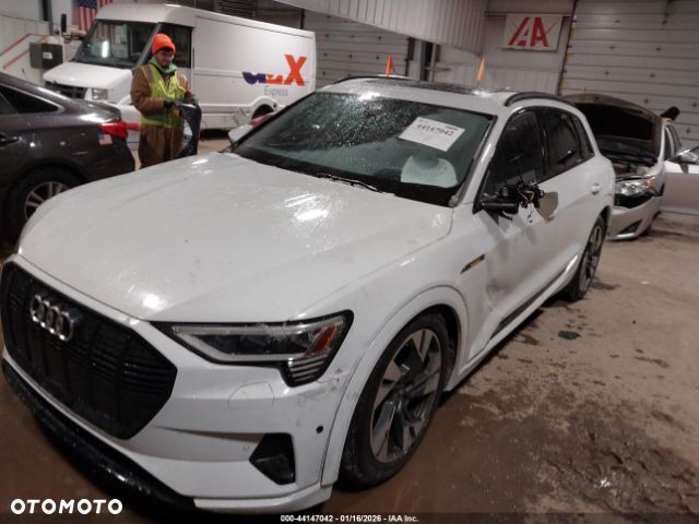 Audi e-tron 50 Quattro - 2