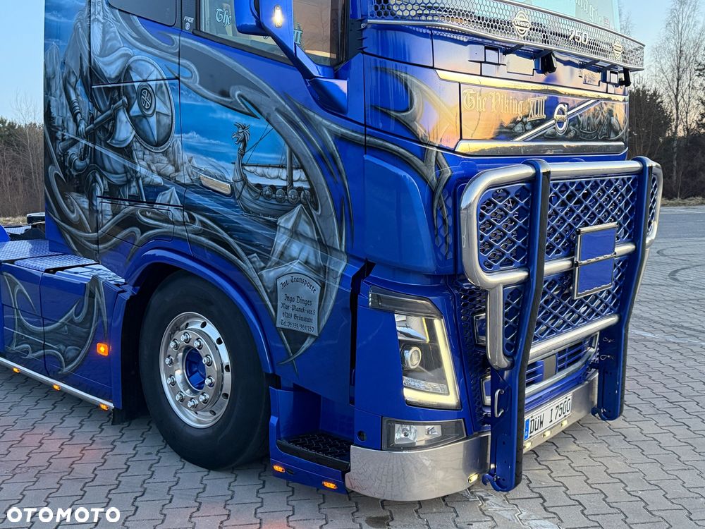 Volvo FH16 750 Show Truck tuning perfekcyjny stan pełna opcja XL - 10
