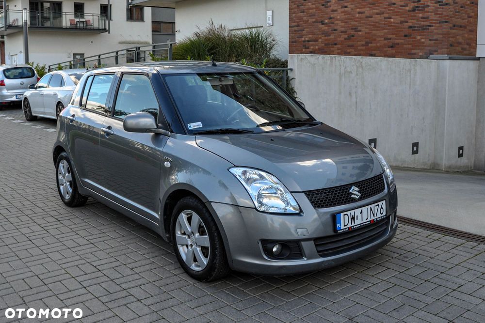 Suzuki Swift - 6