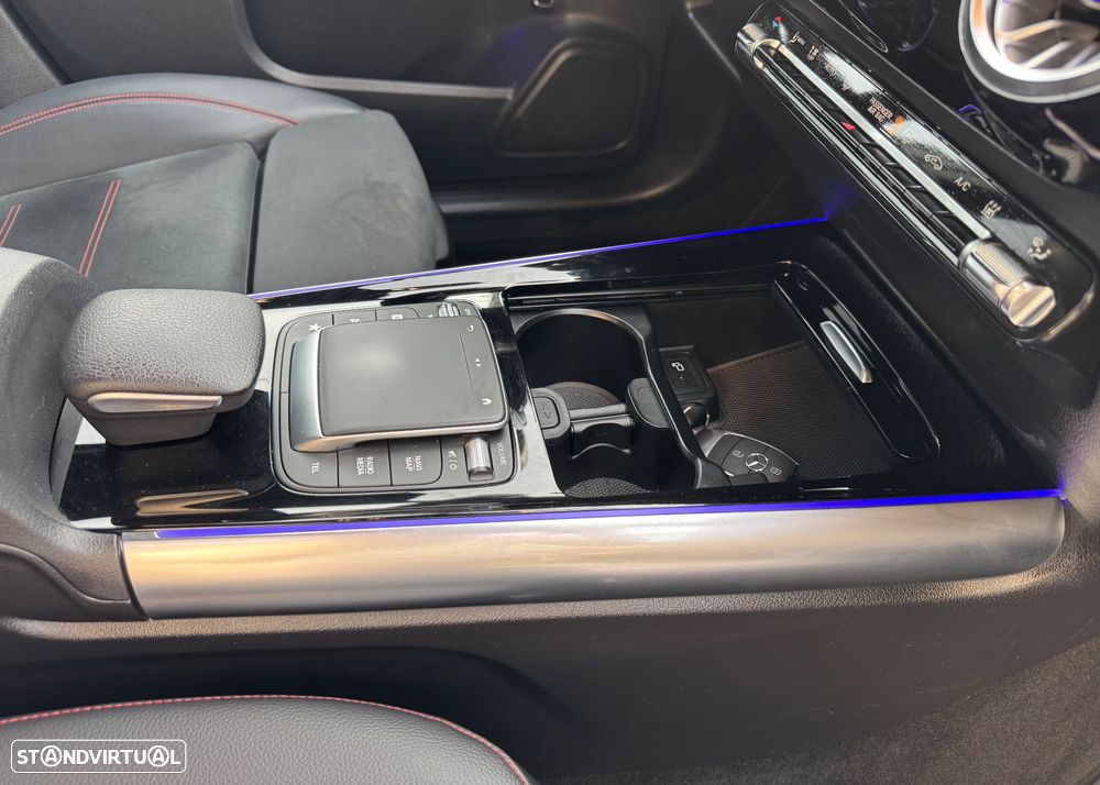 Mercedes-Benz GLA 250 e AMG Line - 24