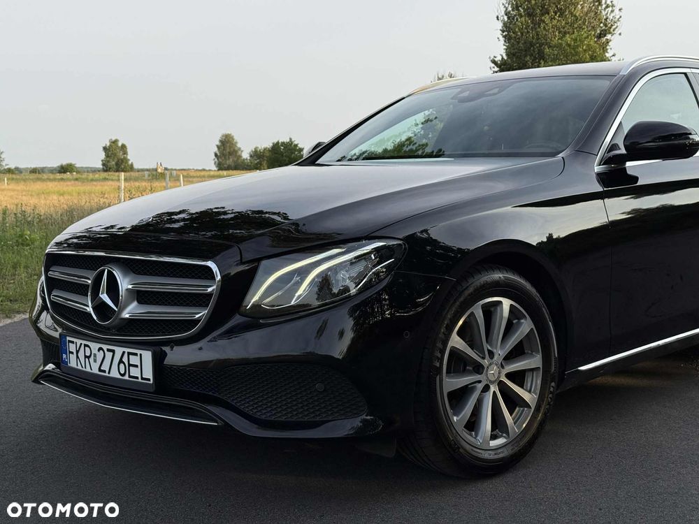 Mercedes-Benz Klasa E - 9