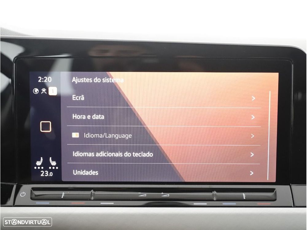 VW Golf 1.5 eTSI Style DSG - 32
