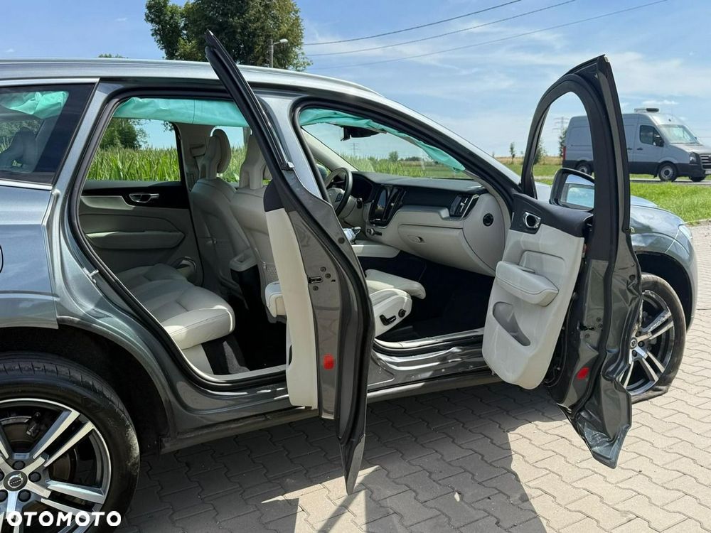 Volvo XC 60 B5 D AWD Geartronic Inscription - 14