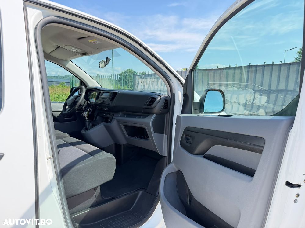 Toyota Proace 1.5 D-4D 120CP 8+1 L2H1 Base+ - 26