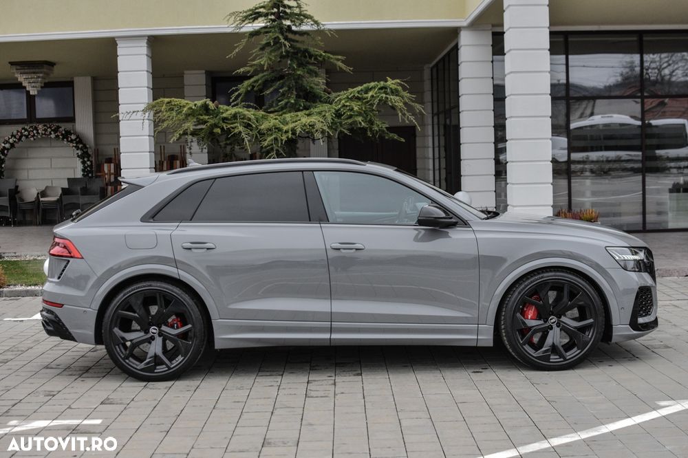 Audi RS Q8 TFSI quattro tiptronic - 29