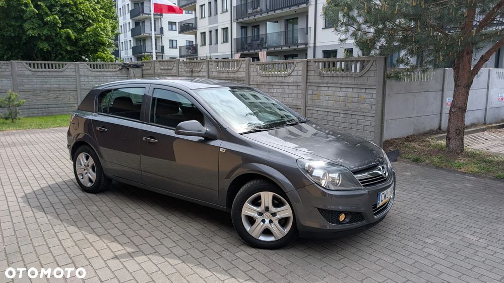 Opel Astra 1.4 - 3