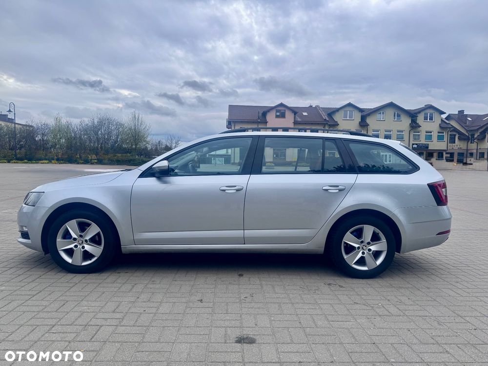 Skoda Octavia 1.6 TDI Ambition - 8