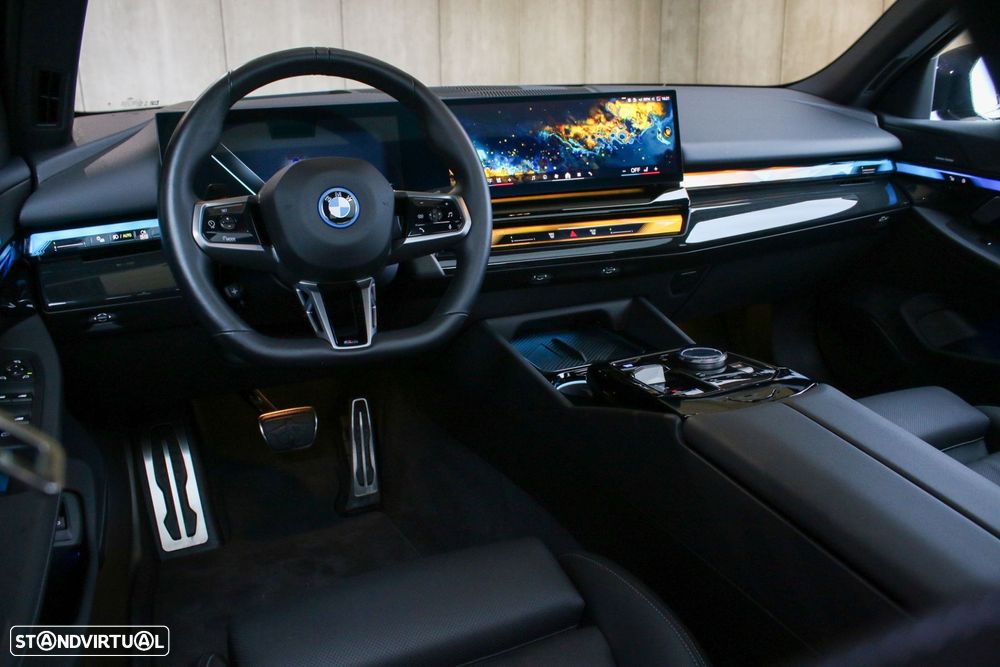 BMW i5 eDrive40 Pack Desportivo M Pro - 54