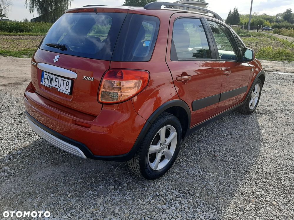 Suzuki SX4 1.5 Streetline 4x2 Classic - 12