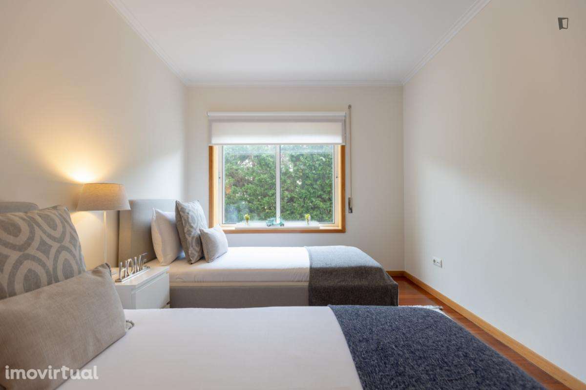 Apartamento com 2 quartos - localizado em Vila nova de gaia - Grande imagem: 2/50