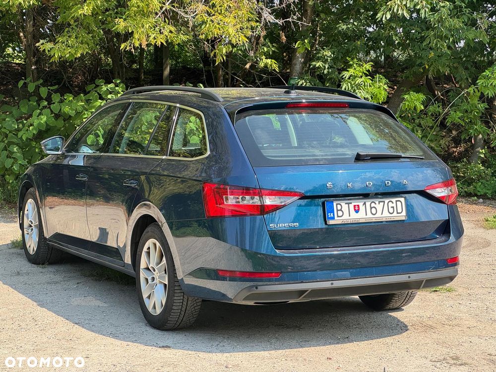 Skoda Superb 2.0 TDI SCR Ambition DSG - 4