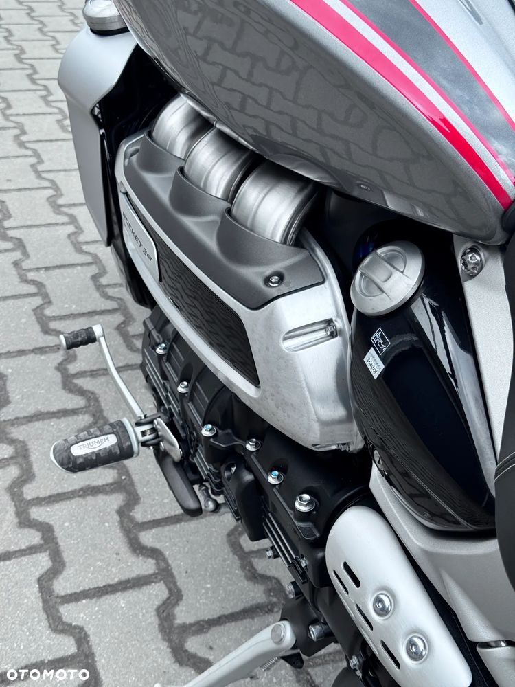 Triumph Rocket - 8