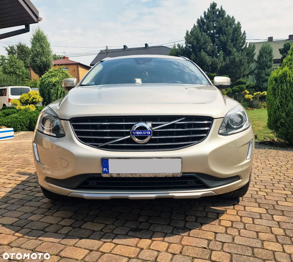 Volvo XC 60 D4 Geartronic Summum - 4