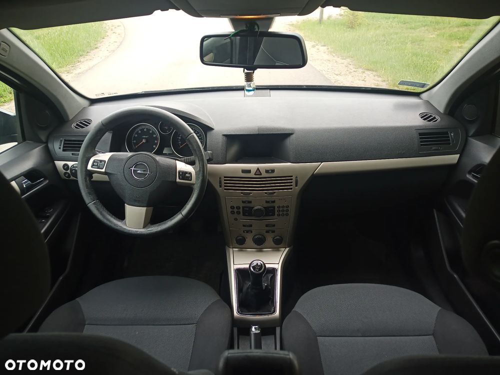 Opel Astra 1.6 - 14