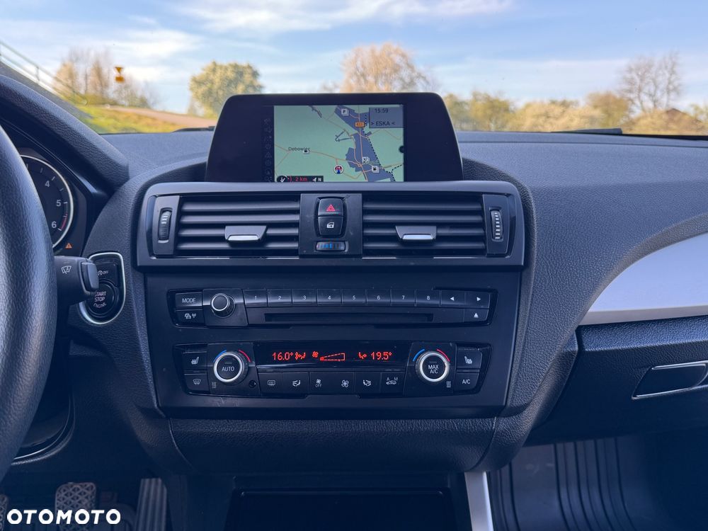 BMW Seria 1 118d DPF Edition Sport - 36