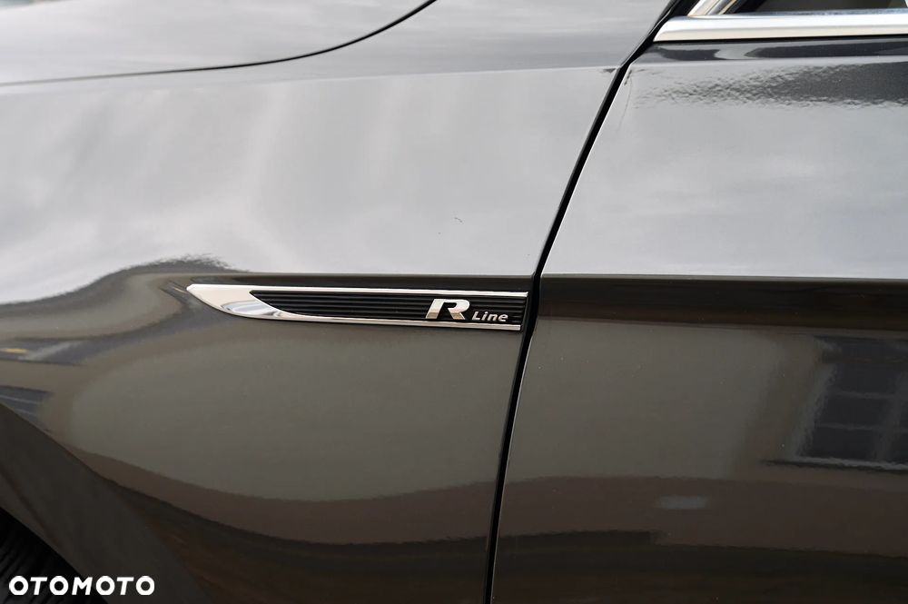 Volkswagen Passat - 23